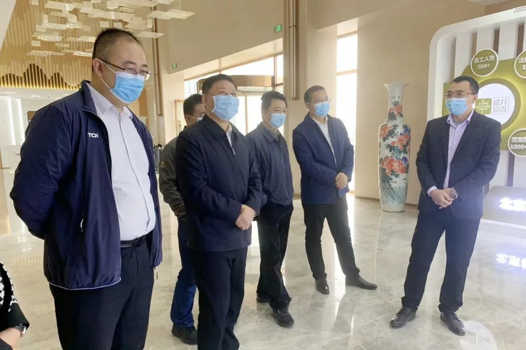 1649819023453598.jpg 1.jpg